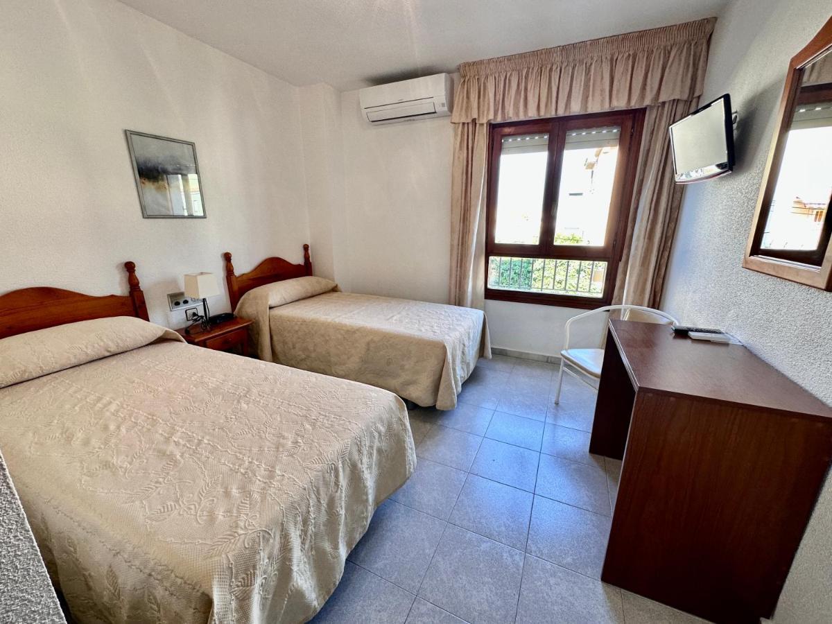Hotel El Paraiso Калабардина Экстерьер фото
