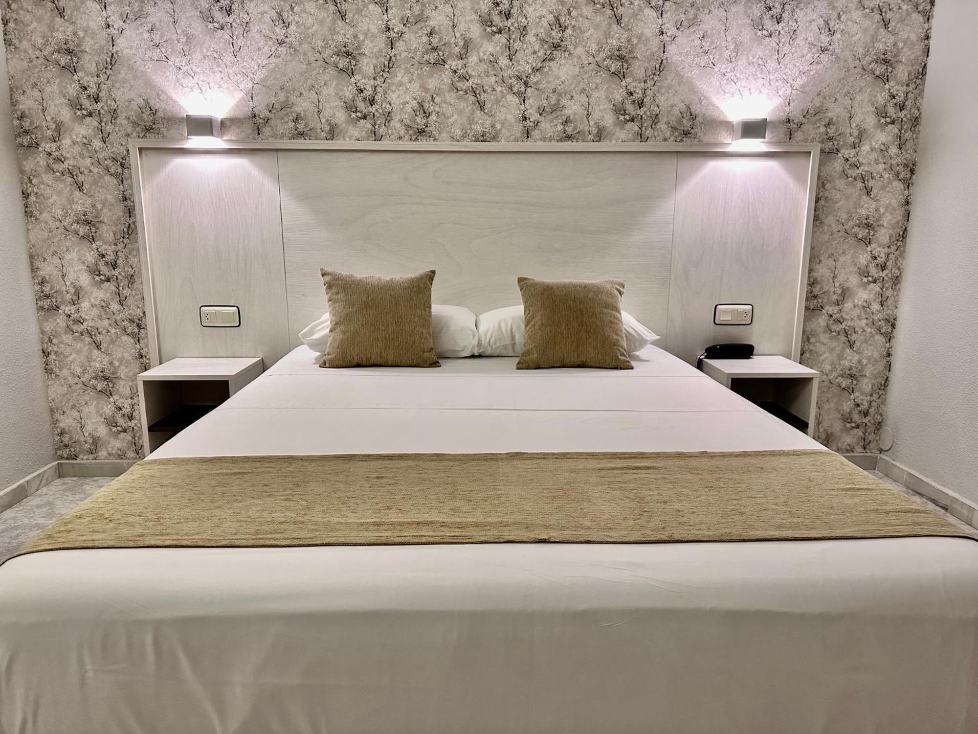 Hotel El Paraiso Калабардина Экстерьер фото