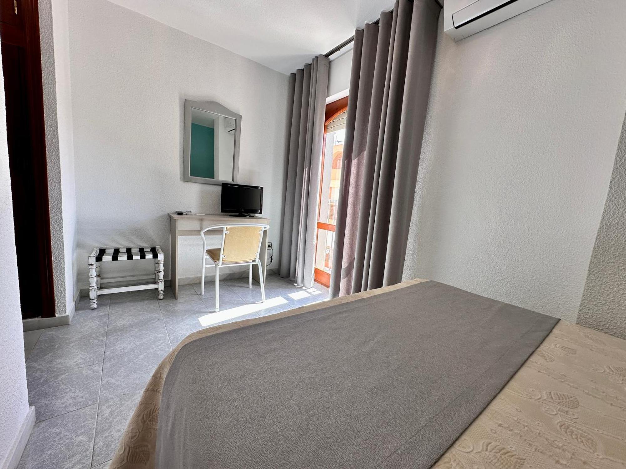 Hotel El Paraiso Калабардина Экстерьер фото