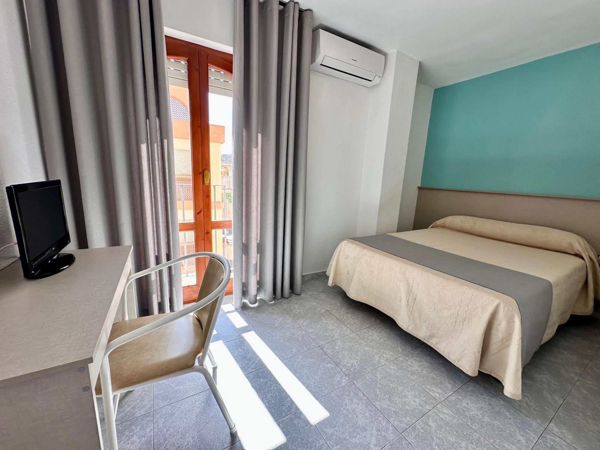 Hotel El Paraiso Калабардина Экстерьер фото